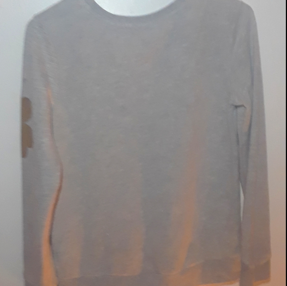 Sweater - Picture 10 of 10